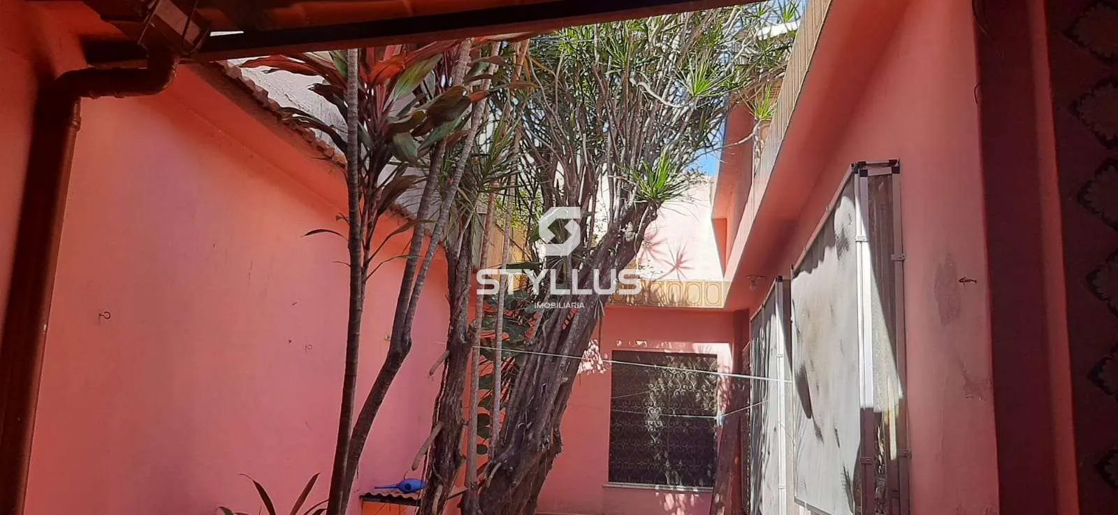 Casa Reformada com 4 Quartos e 1 Vaga no Méier! - Ref: C2869 | Dr. House