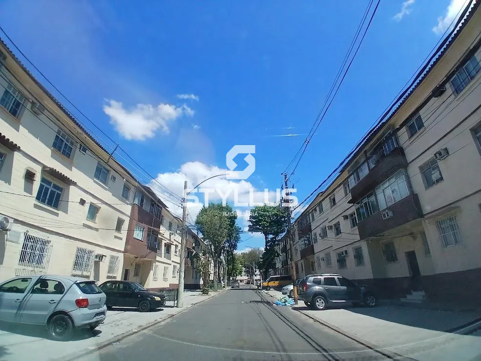 Apartamento Amplo com 3 Quartos em Cachambi! - Ref: CA8603 | Dr. House
