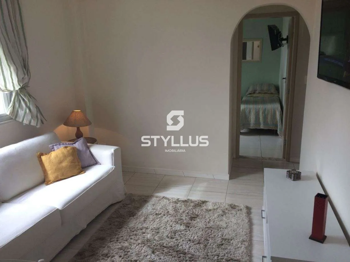 Apartamento com 2 Quartos e 2 Banheiros no Centro! - Ref: ME3421 | Dr. House