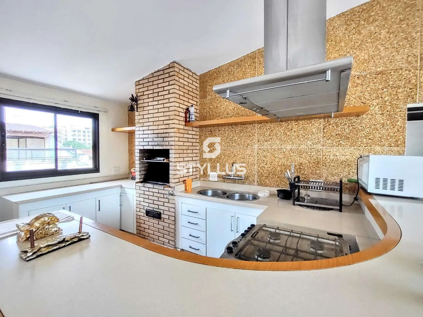 Casa Espaçosa com Piscina e Terraço Gourmet no Méier! - Ref: ME4683 | Dr. House
