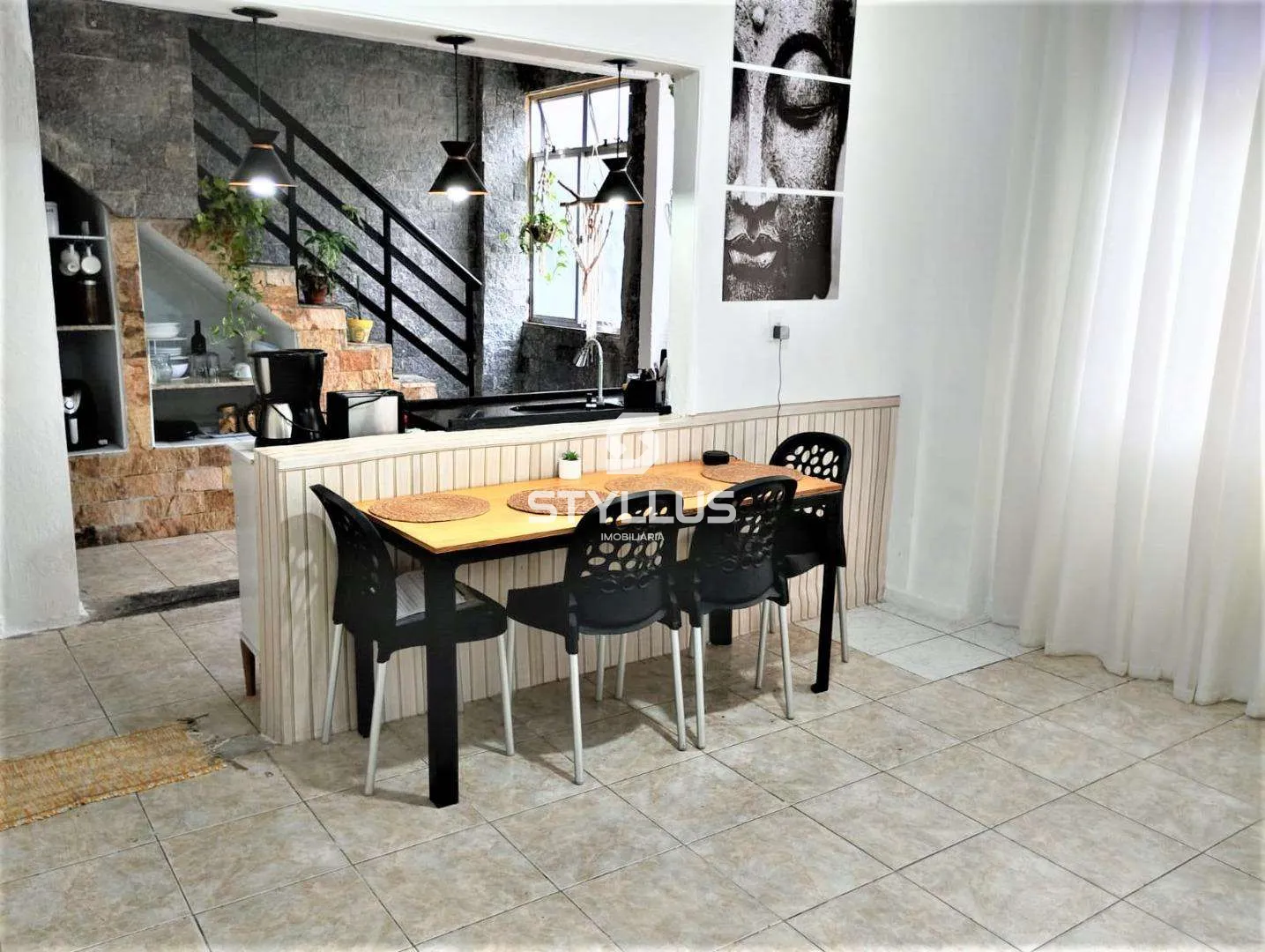 Casa Triplex com 3 Quartos e Varanda em Engenho de Dentro! - Ref: ME6787 | Dr. House