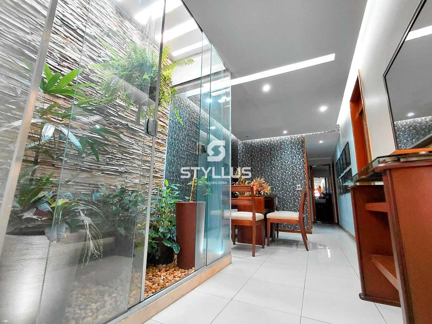Casa Linear com Anexo e Espaço Gourmet no Méier! - Ref: ME8154 | Dr. House