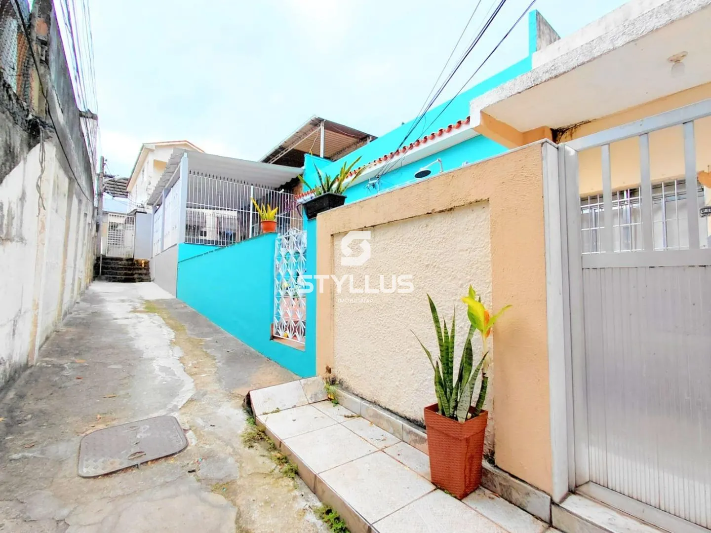 Apartamento Tipo Casa com Varanda e Sol da Manhã na Abolição! - Ref: ME8349 | Dr. House