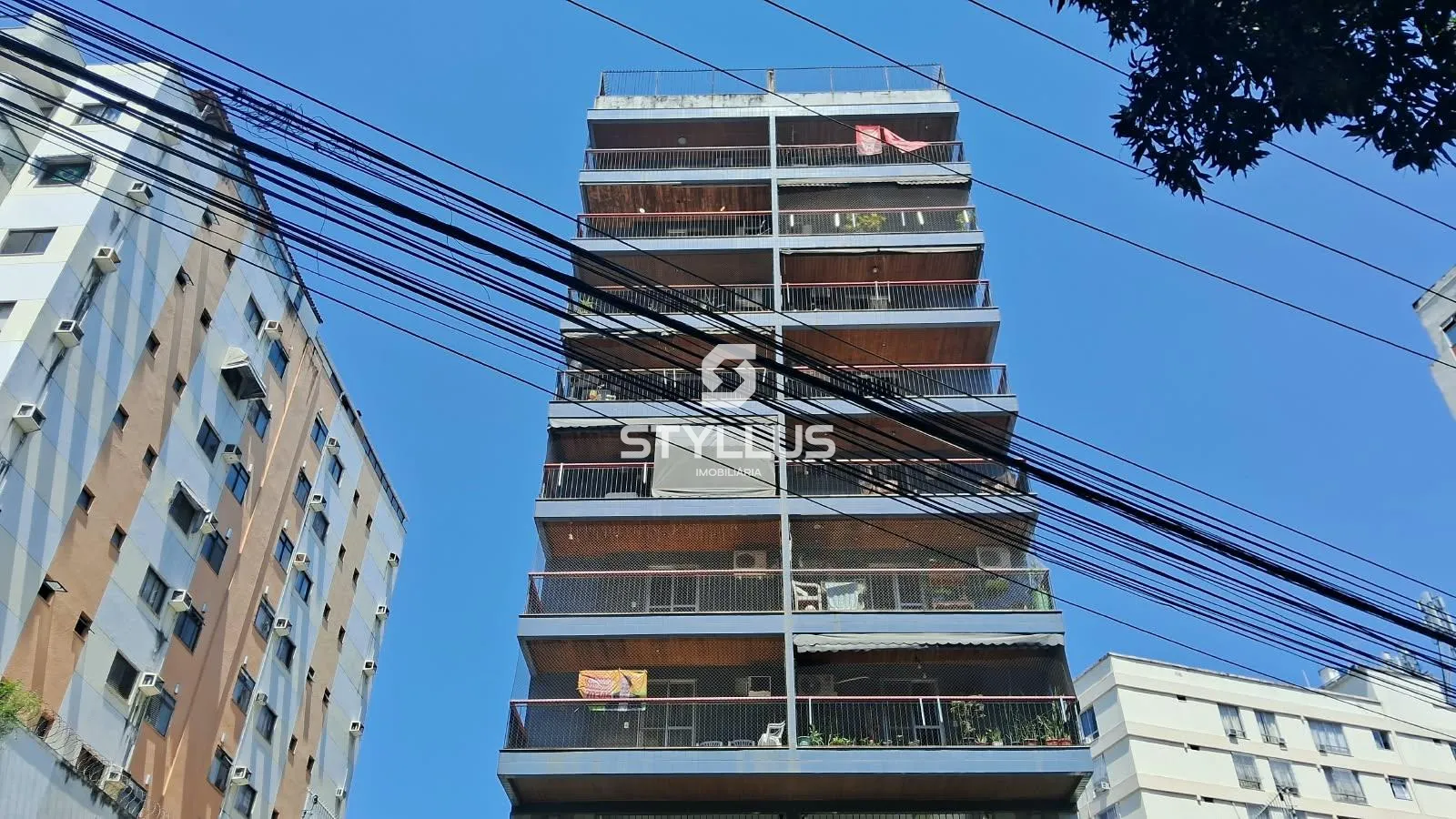 Apartamento Amplo e Arejado com 3 Quartos (1 Suíte) no Méier! - Ref: ME8619 | Dr. House