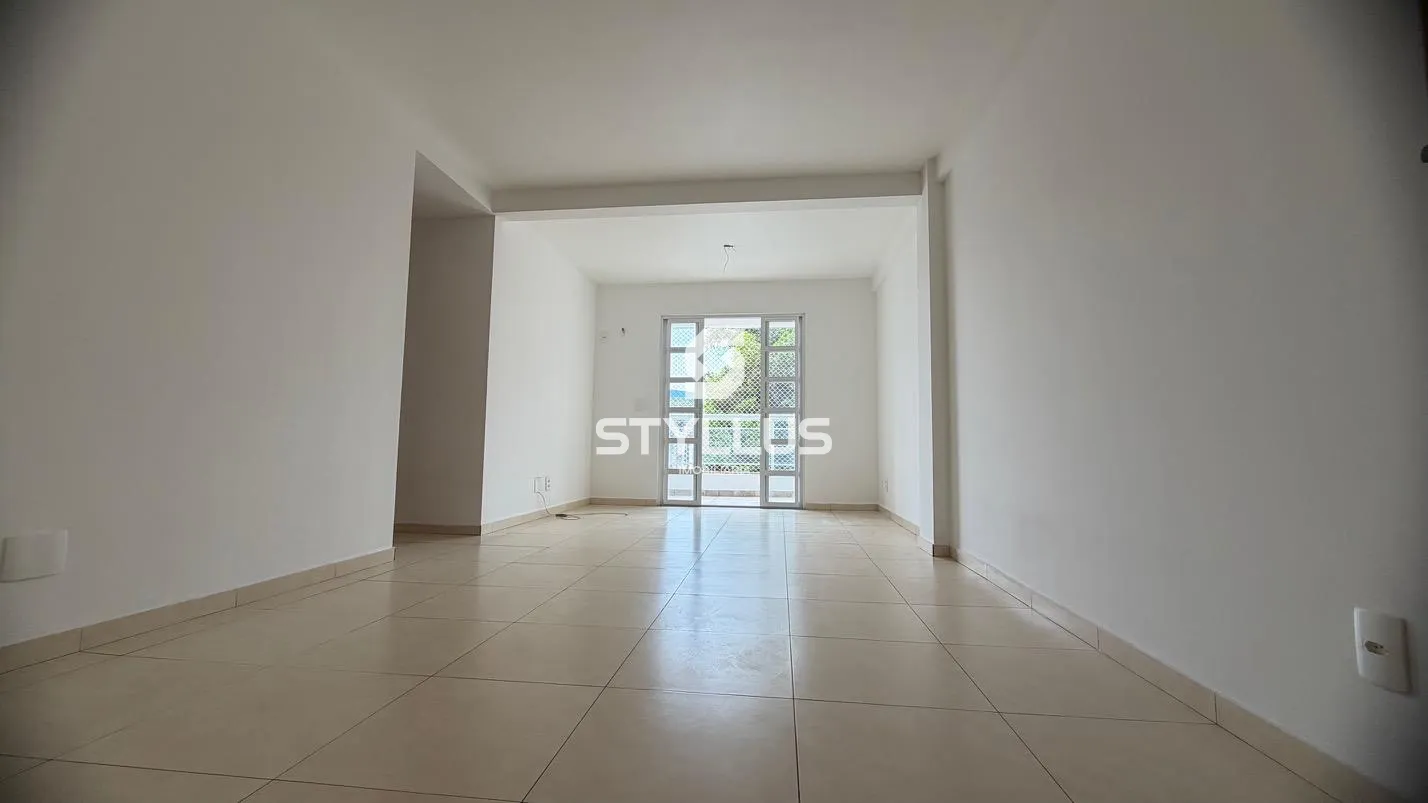 Apartamento Moderno com Varanda e Sol da Manhã no Méier! - Ref: ME8674 | Dr. House